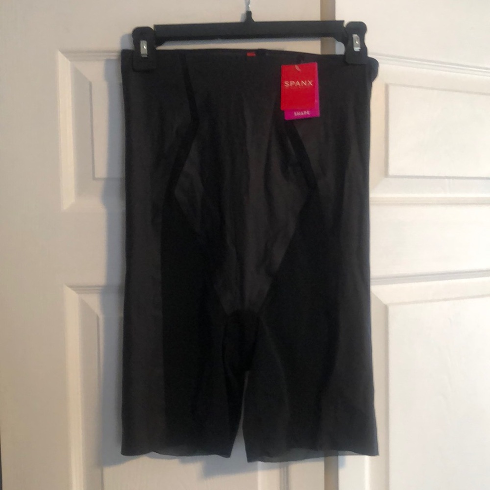 Spank- High-waisted Mid-Thigh Short- Large Black
